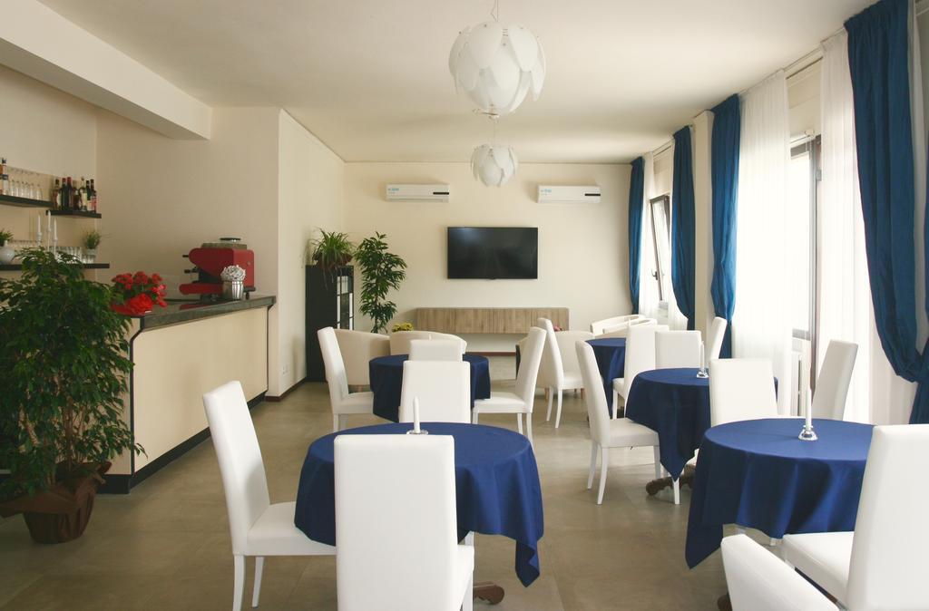 Residenza Hotel Garden Toscolano Maderno Exteriör bild
